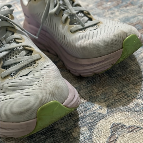 Hoka Gray Rincon3 - Picture 3 of 8